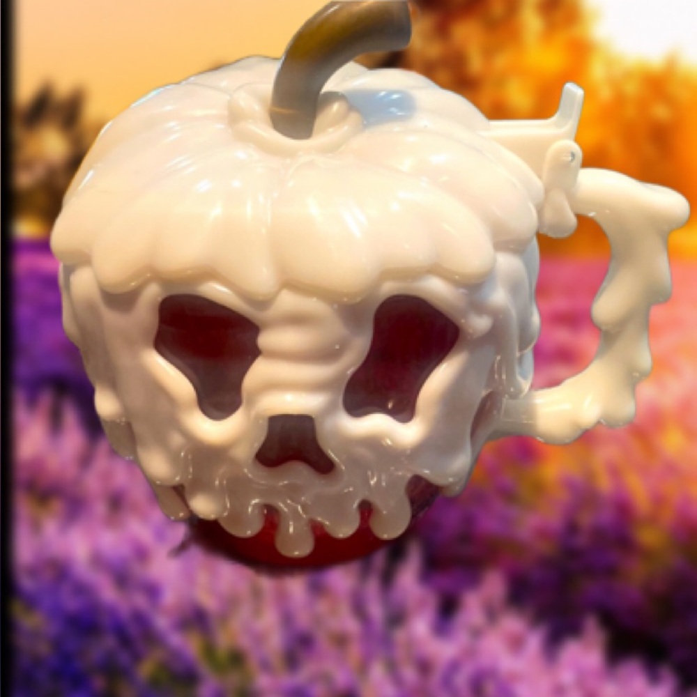 Disney Evil Apple Stein/Mug/Cup Poison Red Apple 🍎 Disney Parks! Snow white!🍎